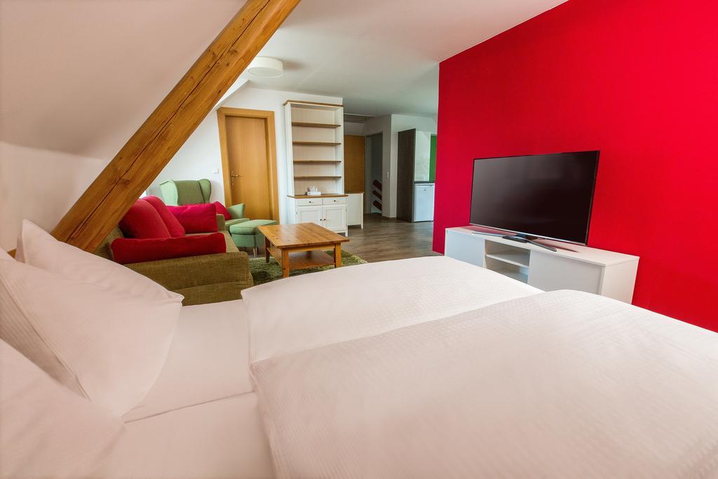 Wallner - Hotel&Wirt Arnoldstein Zewnętrze zdjęcie